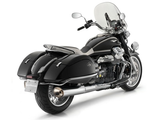 Фото мотоцикла Moto Guzzi California 1400 Touring